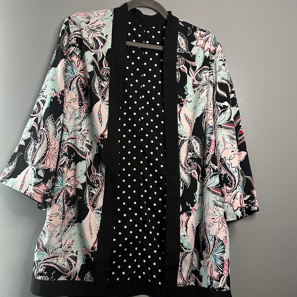Chicos REVERSIBLE  Kimono size medium cover up floral polka dot lightweight